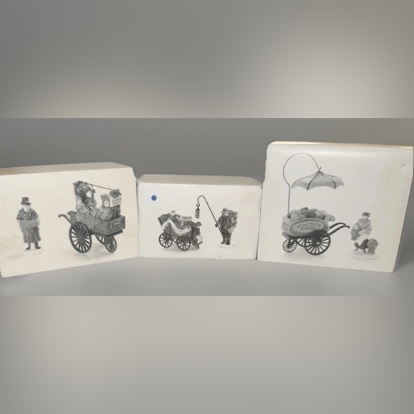 Department 56 Lot Of 3 Chelsea Market Monger Cart Mistletoe Curiosities Flower - Picture 3 of 11